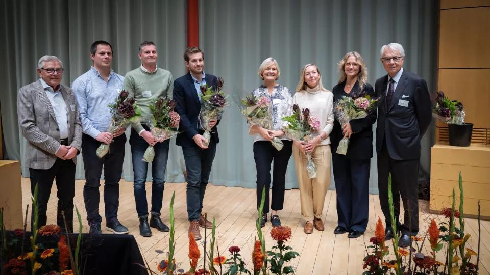 Från vänster: Mats Paulsson, Lorenzo Grassi (LTH), Göran B Jönsson, Axel  Hyrenius-Wittsten, Malin Parmar, Sandra Lindstedt, Kristina Lång, Jan Nilsson ordförande MP stiftelserna. Foto: Tove Smeds