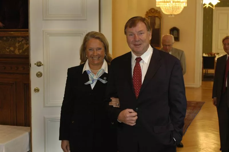 Professor Jan Holmgren tillsammans med doktor Elisabeth Edholm Fernström. Foto.