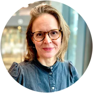 Ulrika Wijk, forskare vid Lunds universitet och arbetsterapeut inom handkirurgi, vid Skånes universitetssjukhus. Foto: Åsa Hansdotter